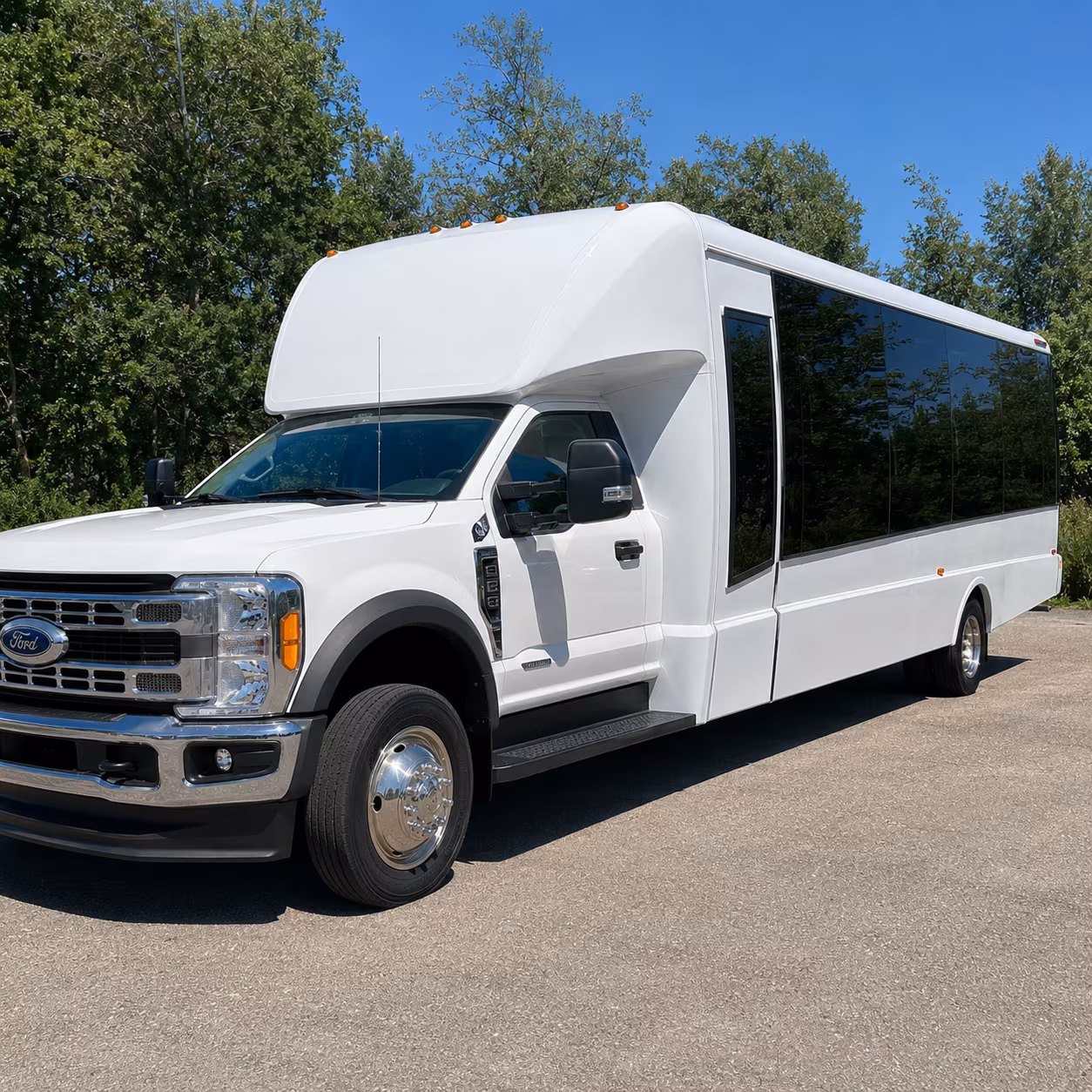 buses for trade shows sales meetings and corporate campus shuttles