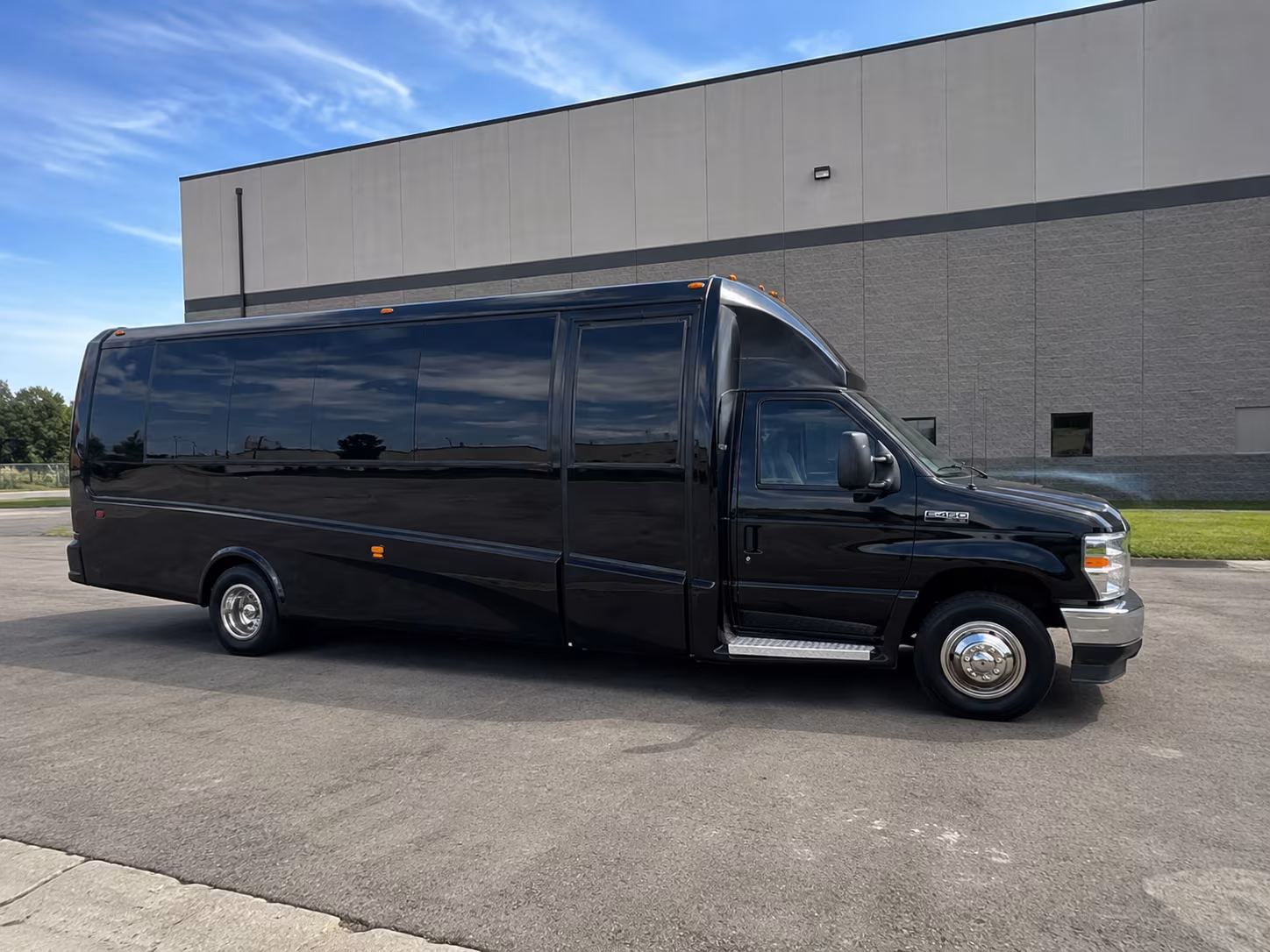 charter buses to golden 1 center shows and sellout nights