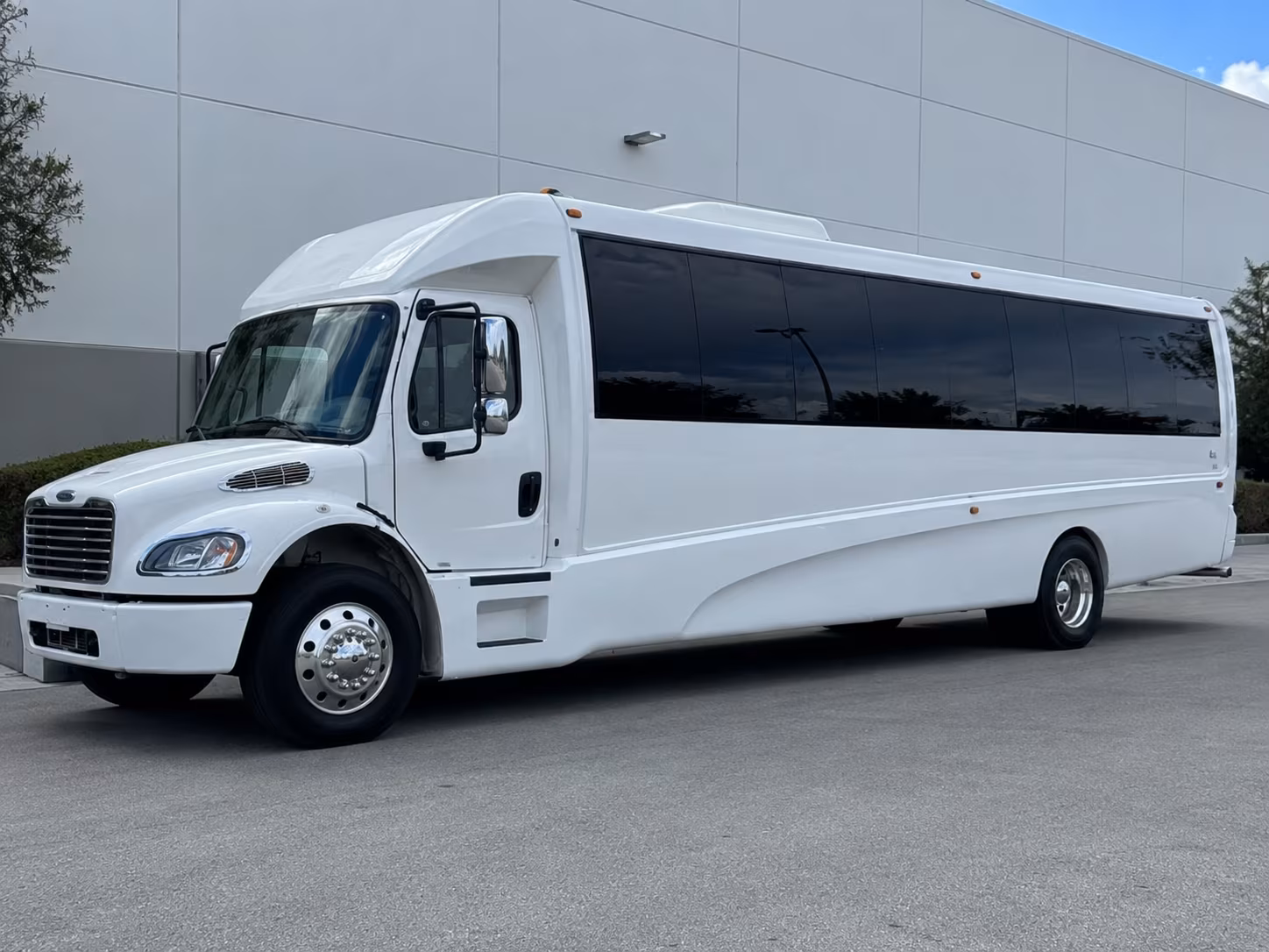 prom party bus rental